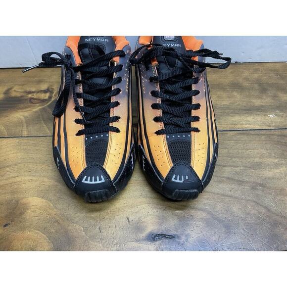 Nike Shox R4 Neymar Shoes Sneakers Black Orange Gym BV1111-100 Mens Size 9.5 main image 12